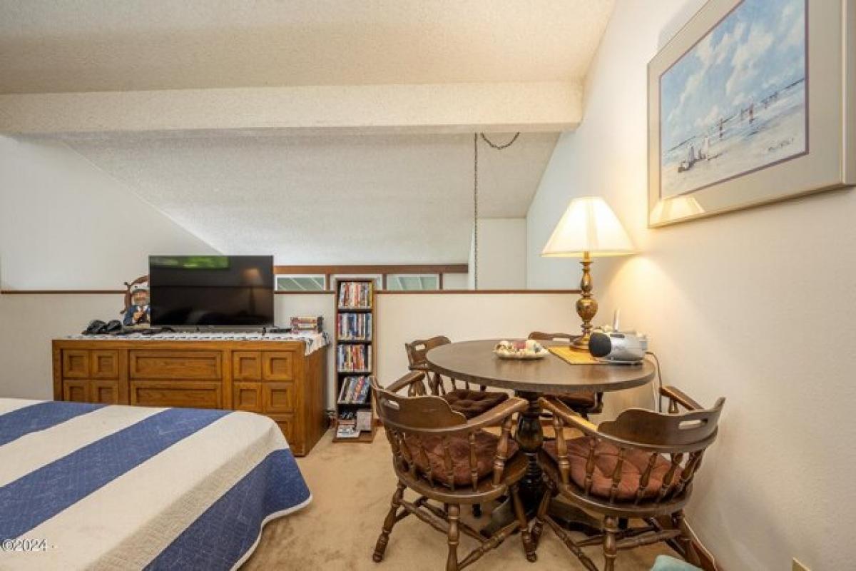 Casa de 2 dormitorios en Otter Rock, USA No. 408985