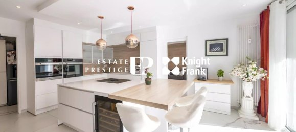 3 Schlafzimmer Wohnung in Cannes, France, Nr. 298413 2