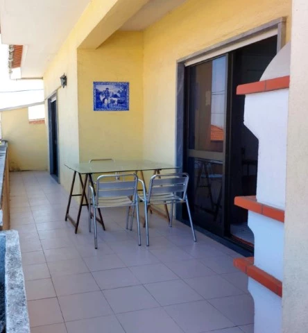 3 bedrooms Apartment in Almada, Portugal No. 146782