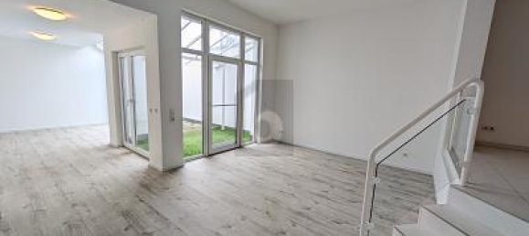 5-Zimmer Stadthaus in Wiesbaden, Germany, Nr. 50030 2