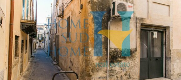 Apartamento de 5 dormitorios en Noto, Italy No. 87300 17