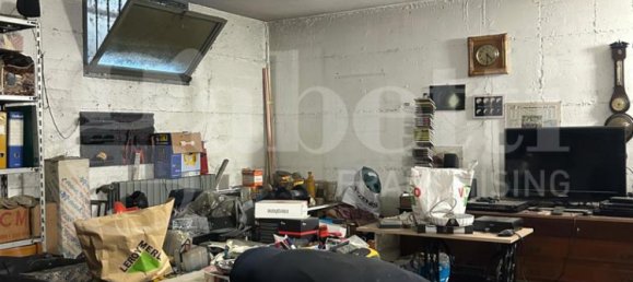 3 bedrooms House in Cesano Maderno, Italy No. 266796 41