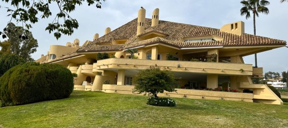 2 bedrooms Duplex in Marbella, Spain No. 205156 3