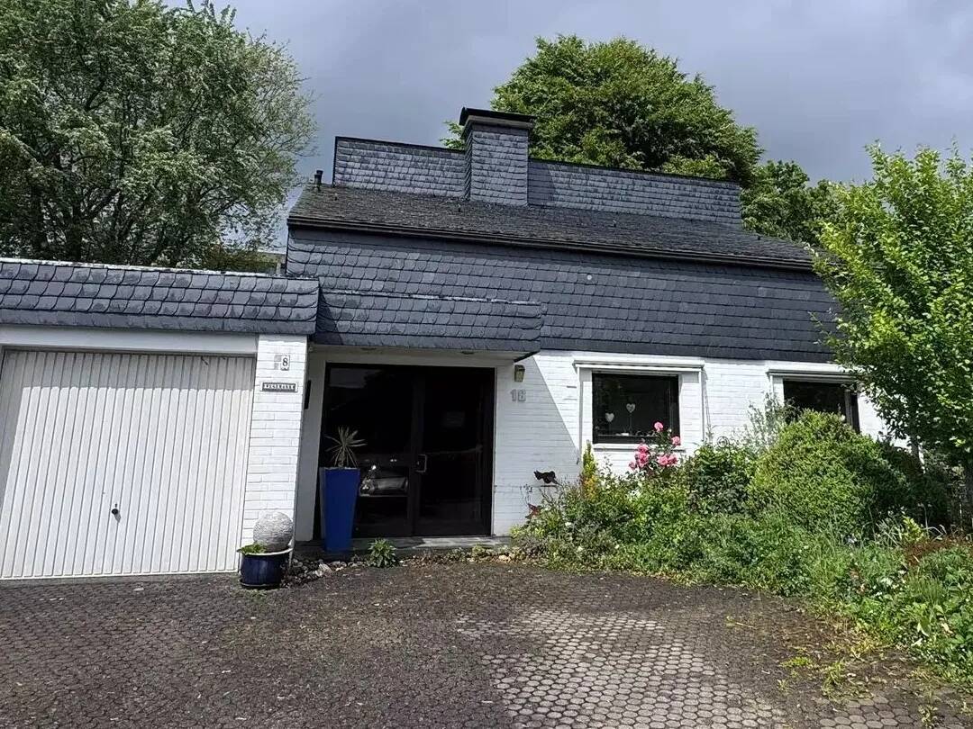 7 rooms House in Hochsauerlandkreis, Germany No. 310001