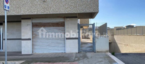 5 rooms Commercial property in Molfetta, Italy No. 373653 3