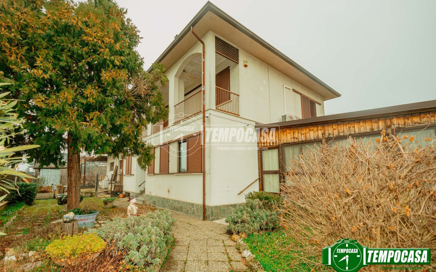 6 rooms Villa in Voghera, Italy No. 154858