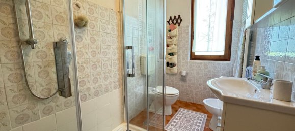 6 bedrooms House in Marliana, Italy No. 377520 22