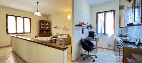 6 bedrooms House in Marliana, Italy No. 377520 48