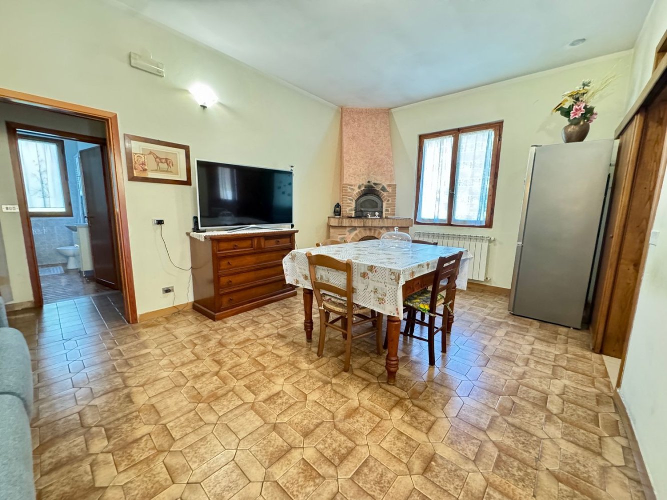 6 bedrooms House in Marliana, Italy No. 377520