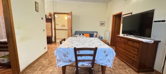 6 bedrooms House in Marliana, Italy No. 377520 16