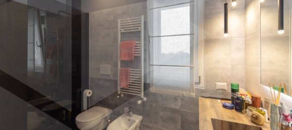 3 rooms Apartment in Monza, Italy No. 31394 17