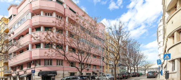 4 bedrooms Apartment in Lisbon, Portugal No. 99440 3