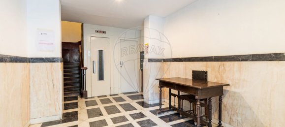 4 bedrooms Apartment in Lisbon, Portugal No. 99440 4