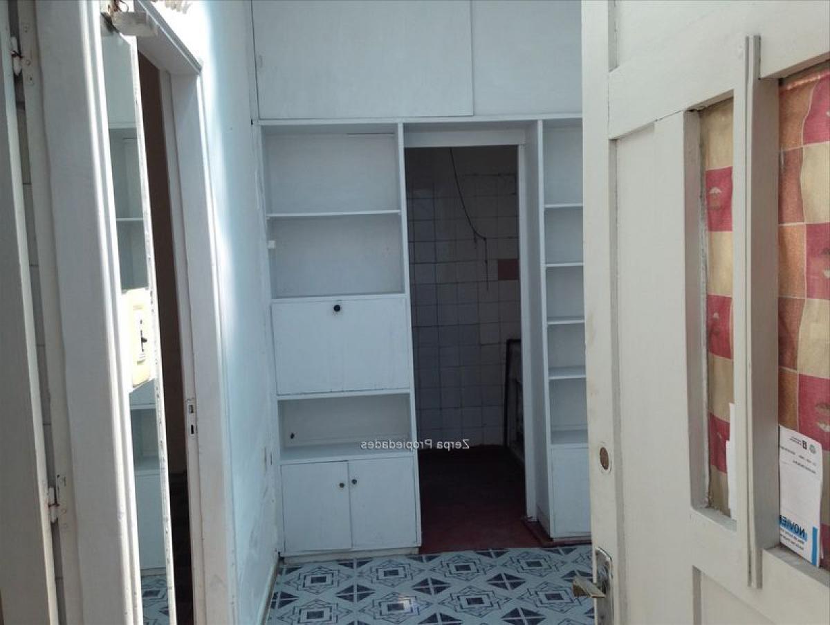 Studio in Montevideo, Uruguay No. 2347