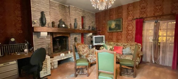 Edifício T6 em Jargeau, France N.º 236109 11