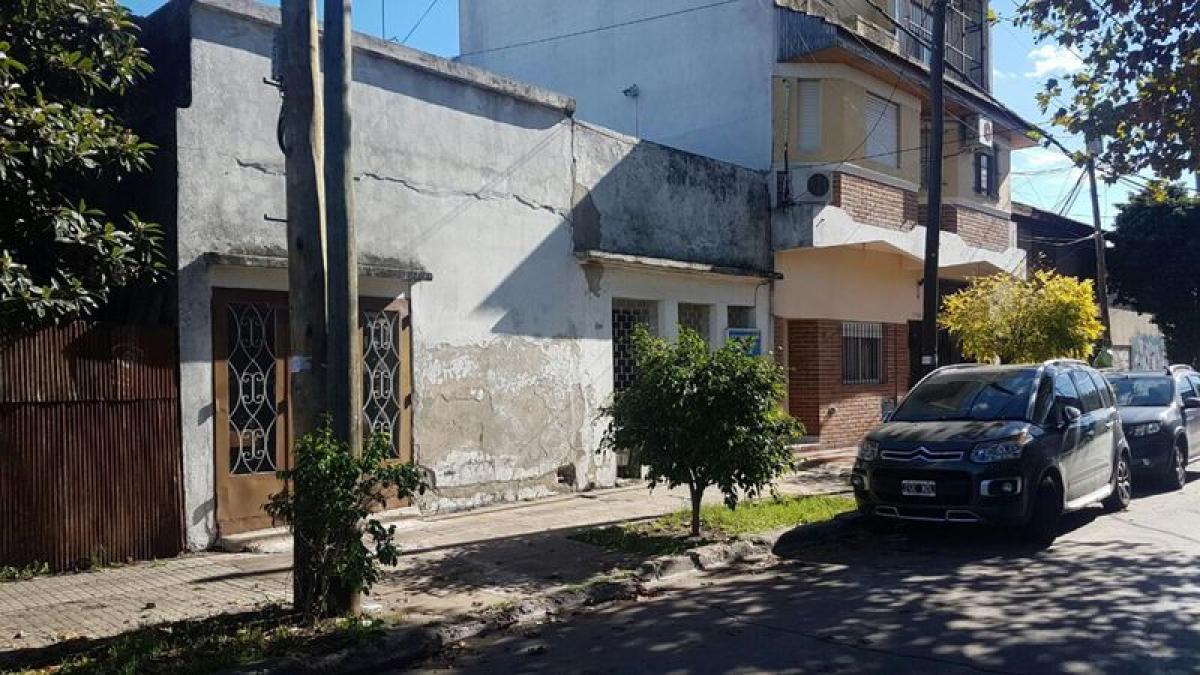 Дом с 2 спальнями в Bermudez, Аргентина № 20516