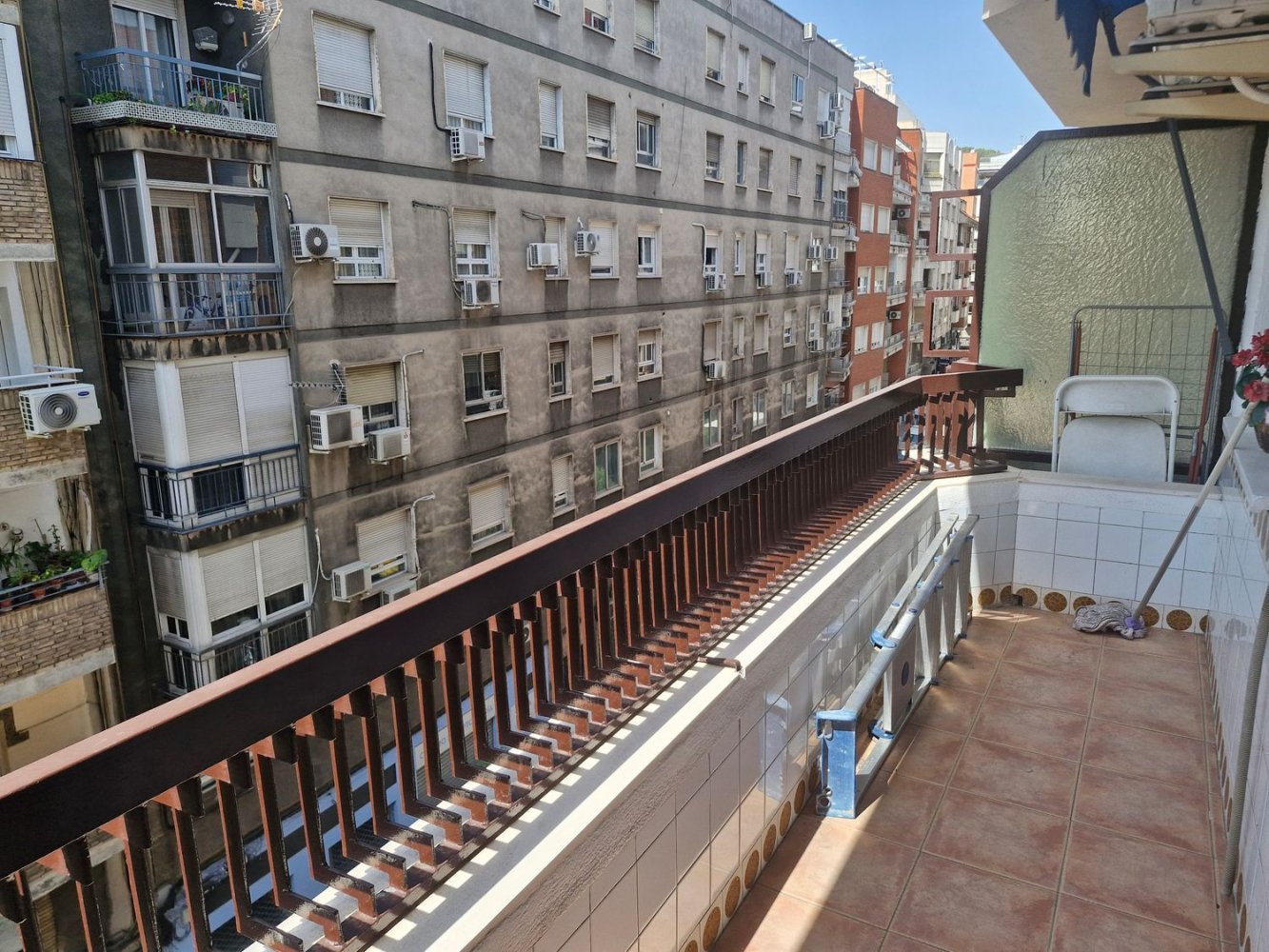 Apartamento de 4 dormitorios en Jaén, Spain No. 232004