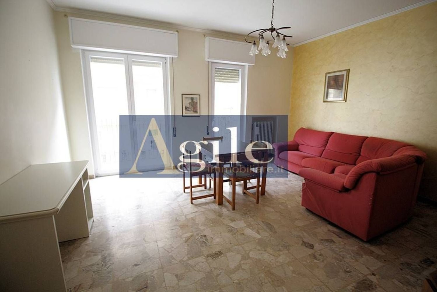 5 rooms Apartment in San Benedetto del Tronto, Italy No. 271697