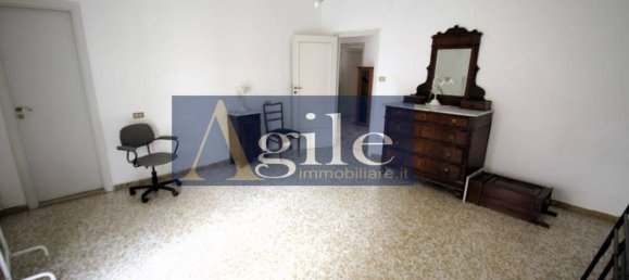 5 rooms Apartment in San Benedetto del Tronto, Italy No. 271697 8