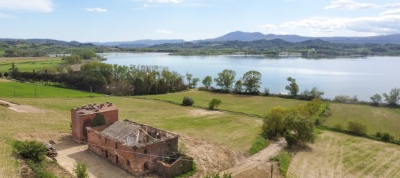 5 bedrooms House in Castiglione del Lago, Italy No. 58738 2