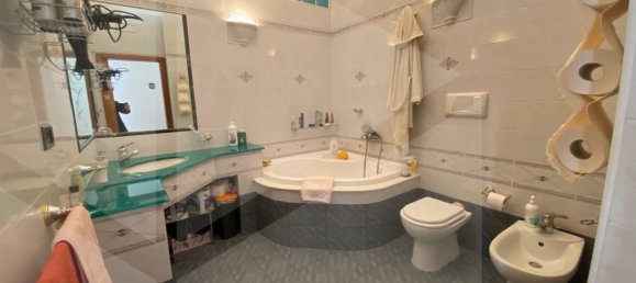 4 rooms Apartment in Bitonto, Italy No. 29062 24