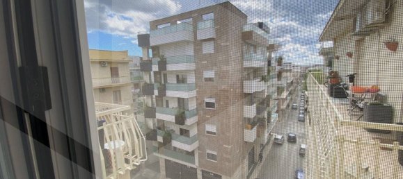 4 rooms Apartment in Bitonto, Italy No. 29062 11