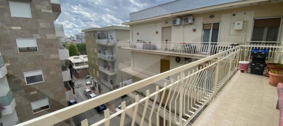 4 rooms Apartment in Bitonto, Italy No. 29062 82