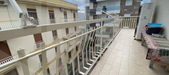 4 rooms Apartment in Bitonto, Italy No. 29062 10