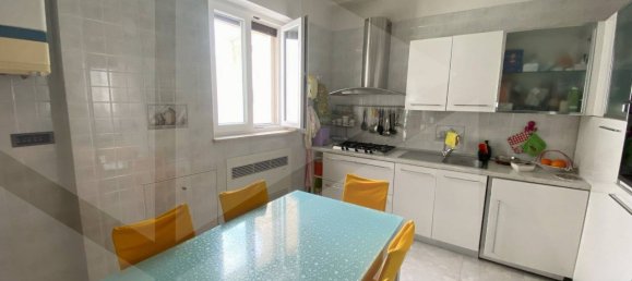 4 rooms Apartment in Bitonto, Italy No. 29062 73