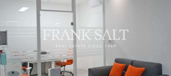 Офис 450м² в Сент-Джулианс, Мальта № 11955 10
