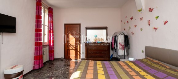 6 bedrooms House in Cavriago, Italy No. 10855 7