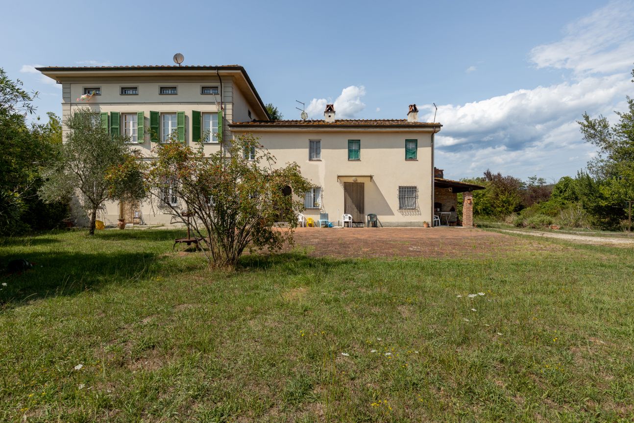 13 bedrooms Villa in Porcari, Italy No. 358827