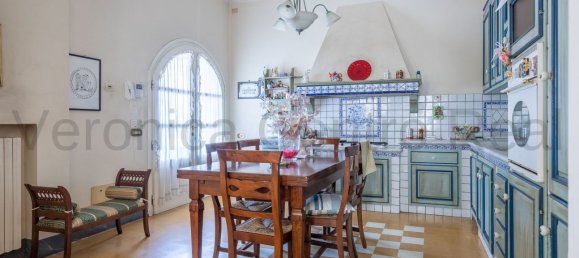 13 bedrooms Villa in Porcari, Italy No. 358827 7