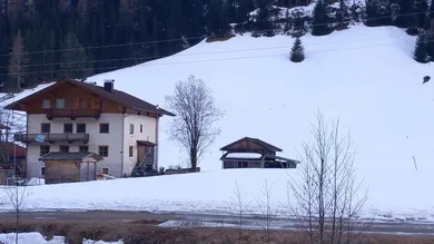 Дом с 8 комнатами в Иннерфилльгратен, Австрия № 175144