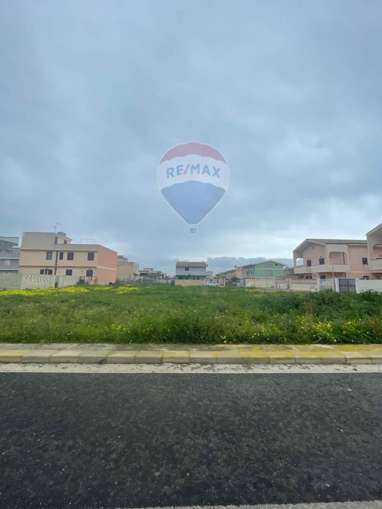 233m² Land in Portopalo di Capo Passero, Italy No. 57039