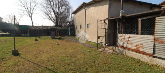 Дом с 6 комнатами в Реджо Эмилия, Италия № 8059 34