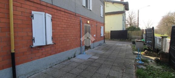 Дом с 6 комнатами в Реджо Эмилия, Италия № 8059 28