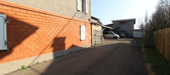 Дом с 6 комнатами в Реджо Эмилия, Италия № 8059 29