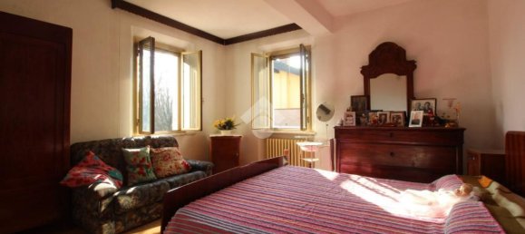 Дом с 6 комнатами в Реджо Эмилия, Италия № 8059 12