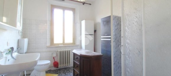 Дом с 6 комнатами в Реджо Эмилия, Италия № 8059 11