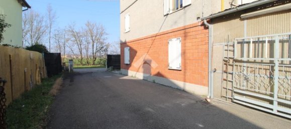 Дом с 6 комнатами в Реджо Эмилия, Италия № 8059 30