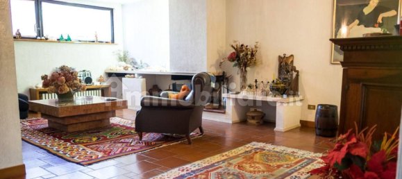 4 غرف نوم فيلا في Parma, Italy رقم 3590 4