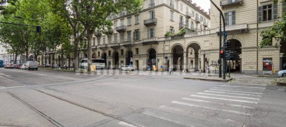 Apartamento de 1 dormitorio en Turin, Italy No. 159643 3