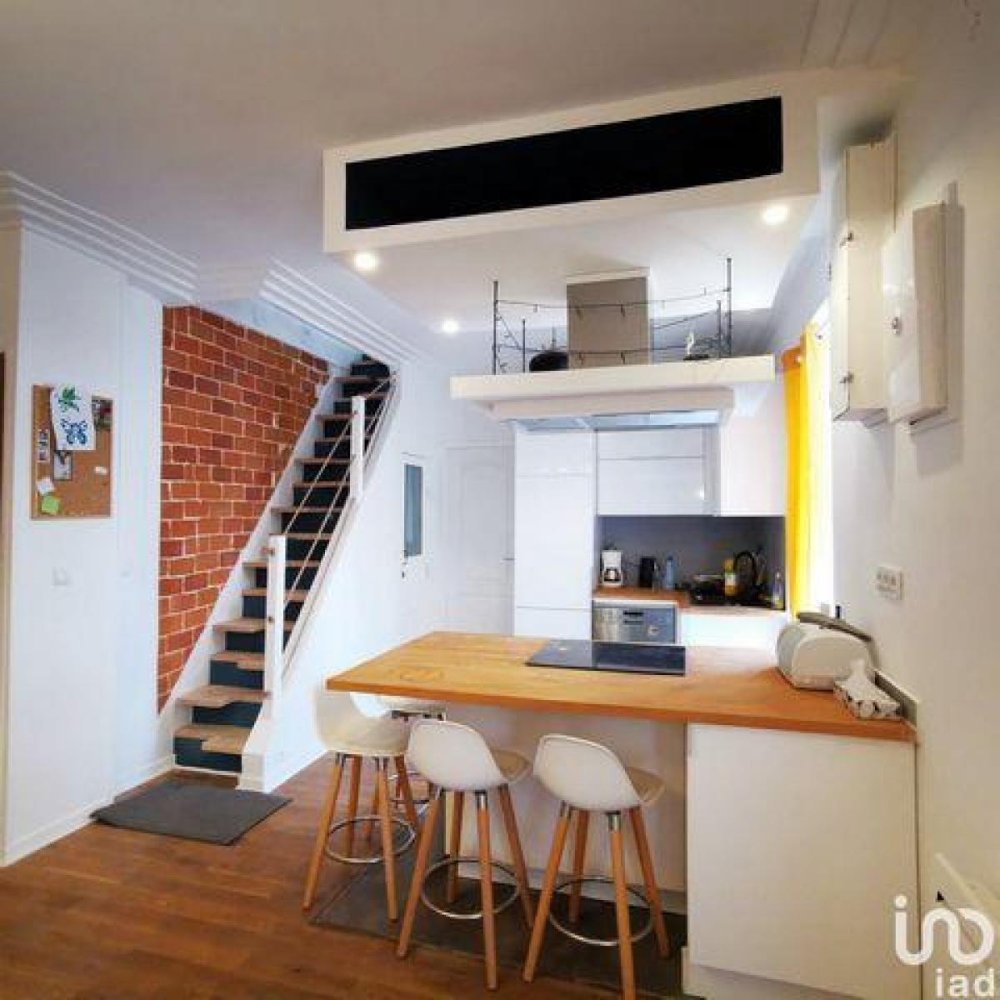 3 bedrooms Condo in Nantes, France No. 30492