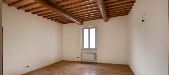 6 bedrooms Villa in Montalcino, Italy No. 106210 16