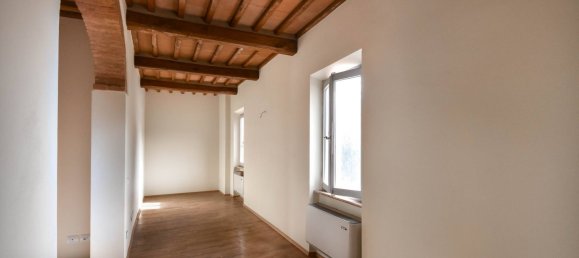 6 bedrooms Villa in Montalcino, Italy No. 106210 18