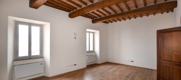 6 bedrooms Villa in Montalcino, Italy No. 106210 20