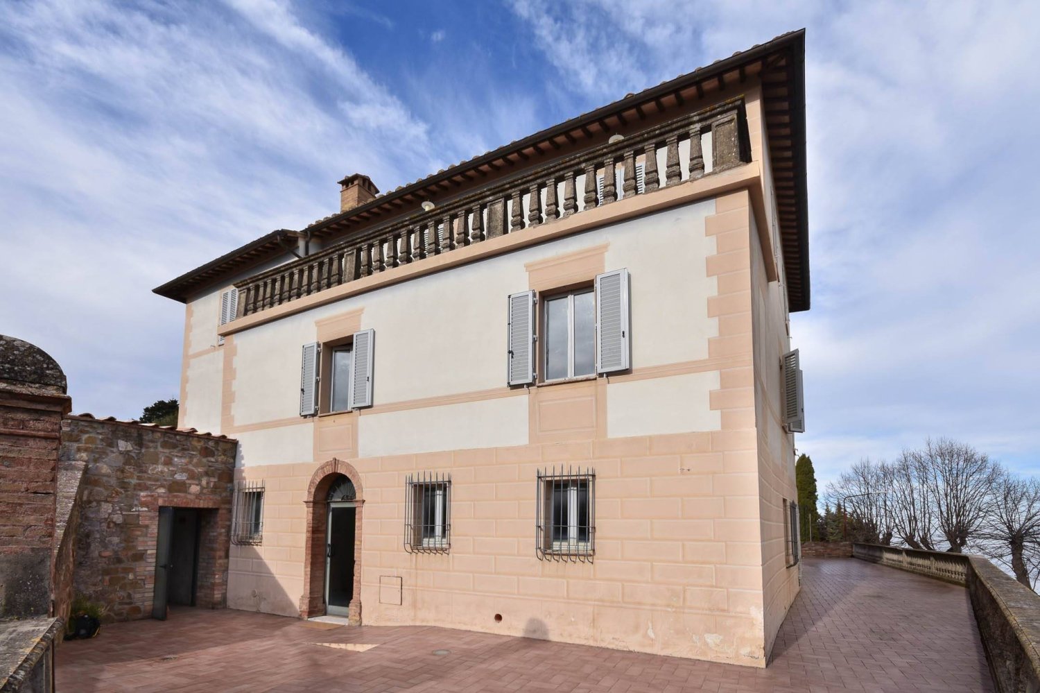 6 bedrooms Villa in Montalcino, Italy No. 106210