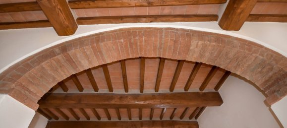 6 bedrooms Villa in Montalcino, Italy No. 106210 19