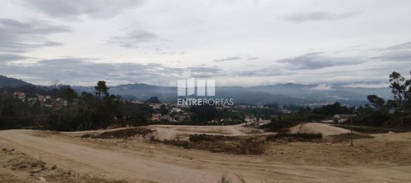 Terreno en Amarante, Portugal 300 m² No. 45747 4